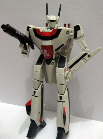 Yamato 1/60 VF-1S Valkyrie Hikaru Ichijo DYRL