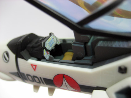 Yamato 1/60 VF-1S Valkyrie Hikaru Ichijo DYRL