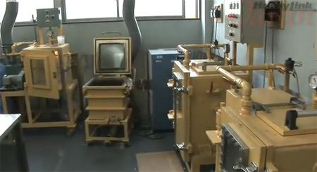 How to Make Model Car Kits and Figures: Vacuum Chamber