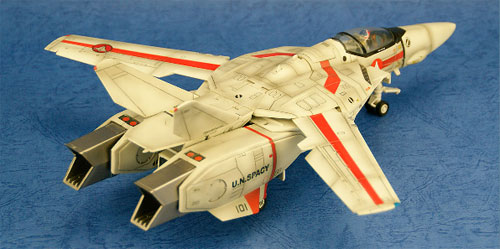 Yamato 1/48 VF-1J Hikaru Ichijo with Weathered paint scheme