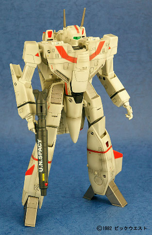Yamato 1/48 VF-1J Hikaru Ichijo with Weathered paint scheme