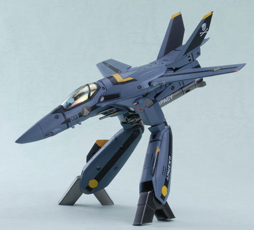 Yamato 1/60 VF-1S Roy Fokker Low Visibility Edition Gerwalk Mode