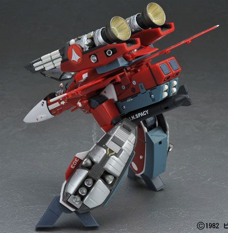 Yamato Toys 1/60 VF-1J Max and Milia Edition with Super Packs: Millia Gerwalk with covers off