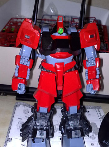 21/100 Rick Dias Quatro Bajeena MG Assembly: Problem with the Red