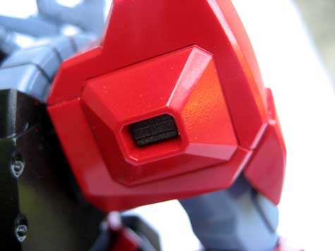 Finished shots of Quattro Bajeena's 1/100 Master Grade Rick Dias from Gundam Zeta Series