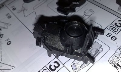 1/100 GN-003 Gundam Kyrios Assembly Metallic Smokey Ash