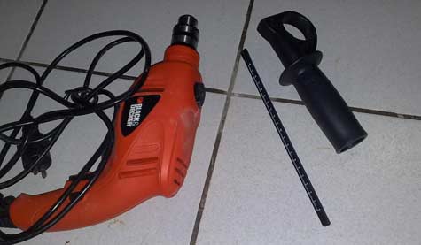 Do It Yourself (DIY) Painting Clip Base for spray painting model kits