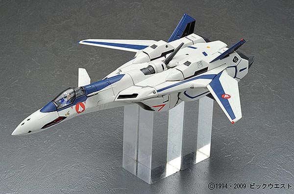 1/60 Yamato YF-19 Bird of Prey and Double Nuts