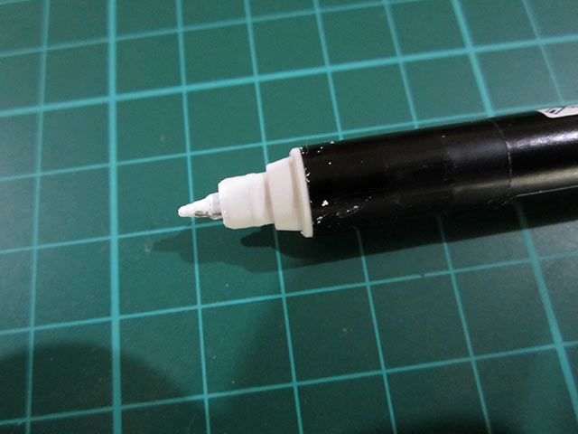 Gundam Marker Alternative - Uni Posca